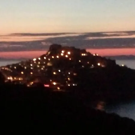 With 3 Bedrooms In Castelsardo, With Wonderful Sea View, Private Apartment Castelsardo